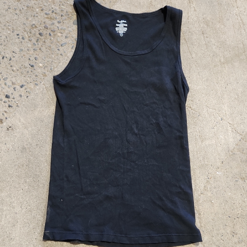 4 Goodfellow Tank Tops